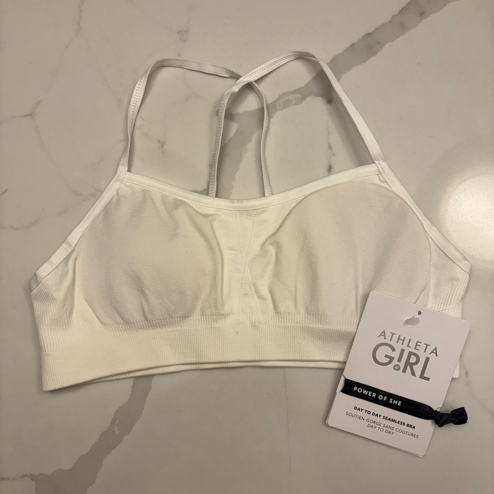 Athleta Girl Day to Day Seamless Bra NWT